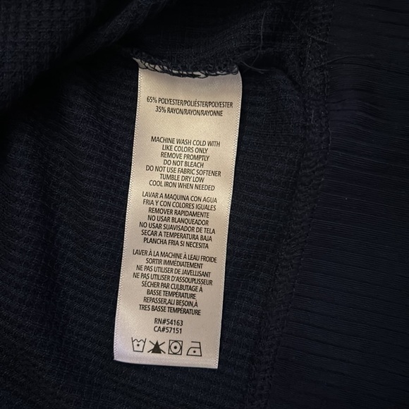 🌿SALE🌿TOMMY HILFIGER Sport Long Sleeve Shirt size Medium - Picture 4 of 7